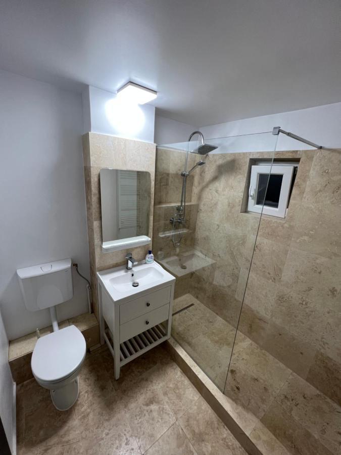 The Urban Hub 2 Appartement Iasi Buitenkant foto