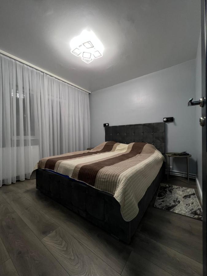 The Urban Hub 2 Appartement Iasi Buitenkant foto