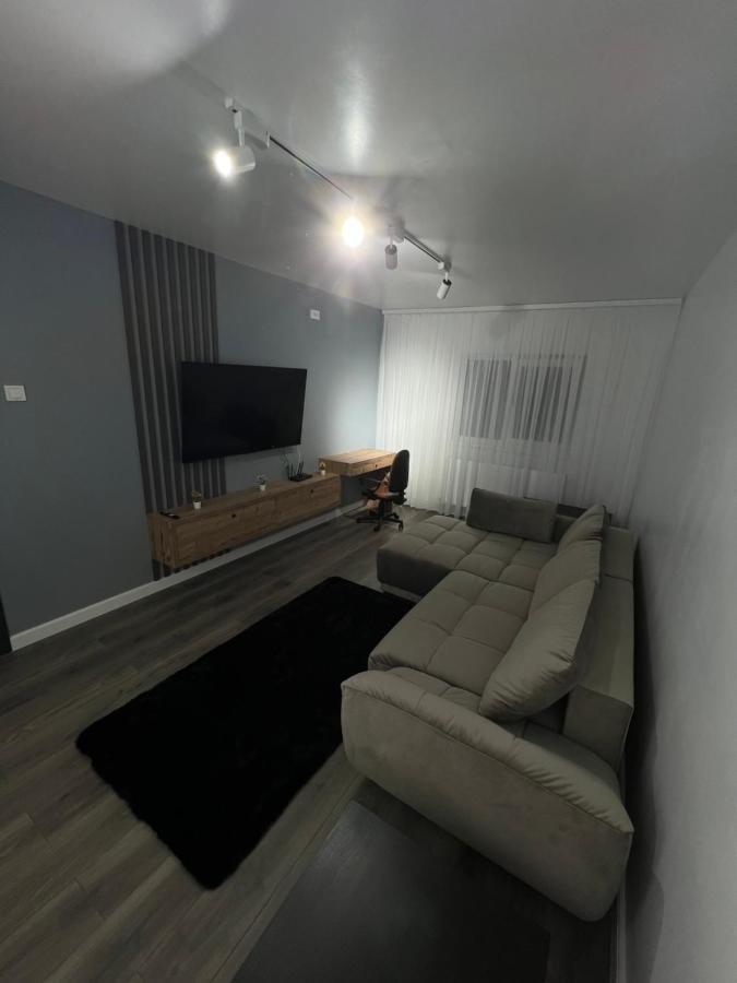 The Urban Hub 2 Appartement Iasi Buitenkant foto